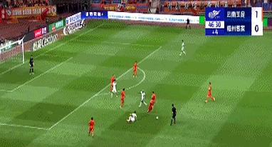 比赛中传球精准，球员技术水平获赞