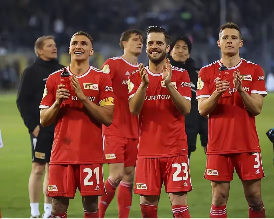 杏彩体育直播-柏林联队实现三连胜，德甲联赛冠军奖杯在望的简单介绍