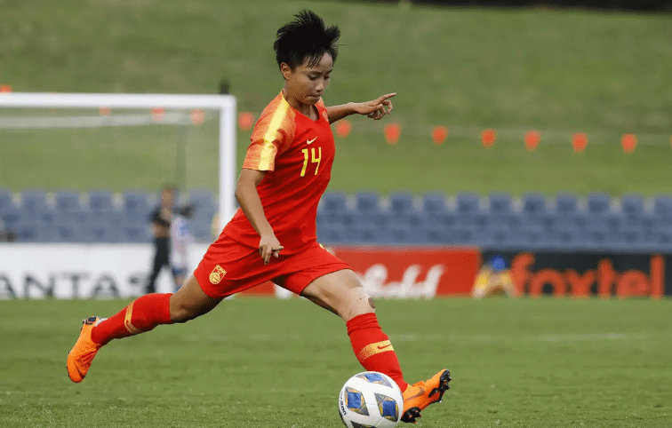 杏彩体育网站-日本女足新星表现抢眼，助球队取得胜利