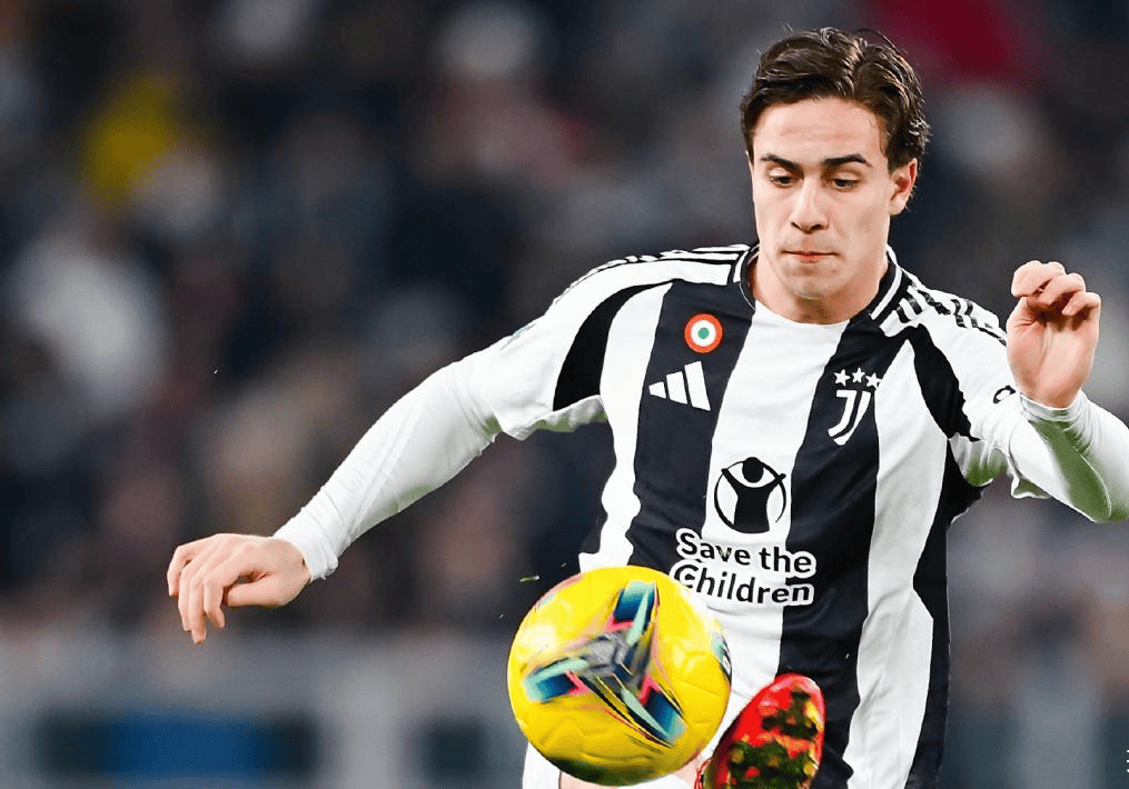 杏彩体育下载-佛罗伦萨少帅率队击败卡利亚里，赢得三分