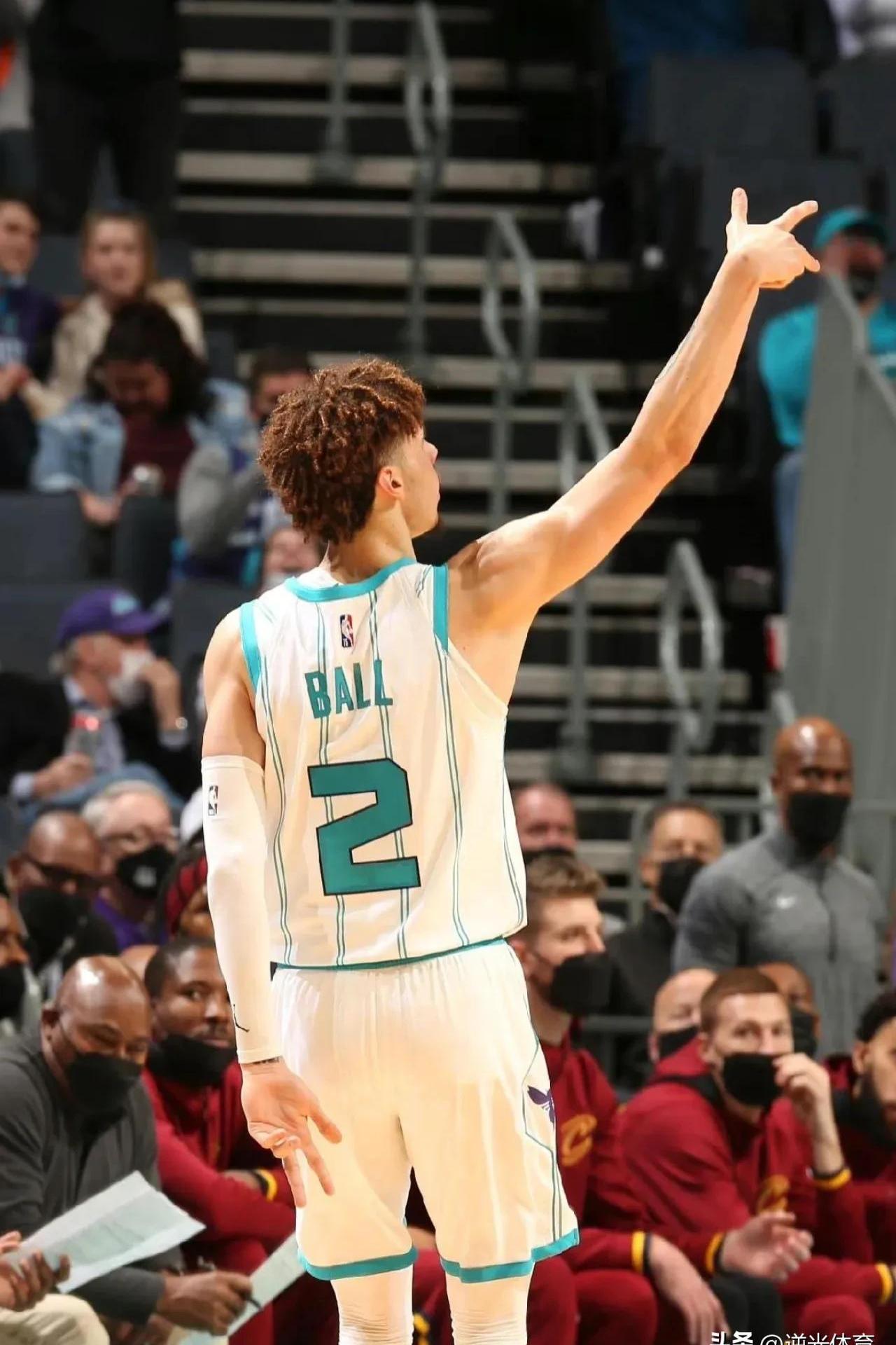 黄蜂队主帅:球队需要更多内线支持,选秀可能是解决之道的简单介绍 黄蜂队主帅:球队需要更多内线支持,选秀可能是解决之道的简单介绍