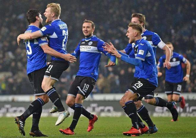 杏彩体育app下载-包含柏林赫塔战术果断，最终战胜对手赢得胜利的词条